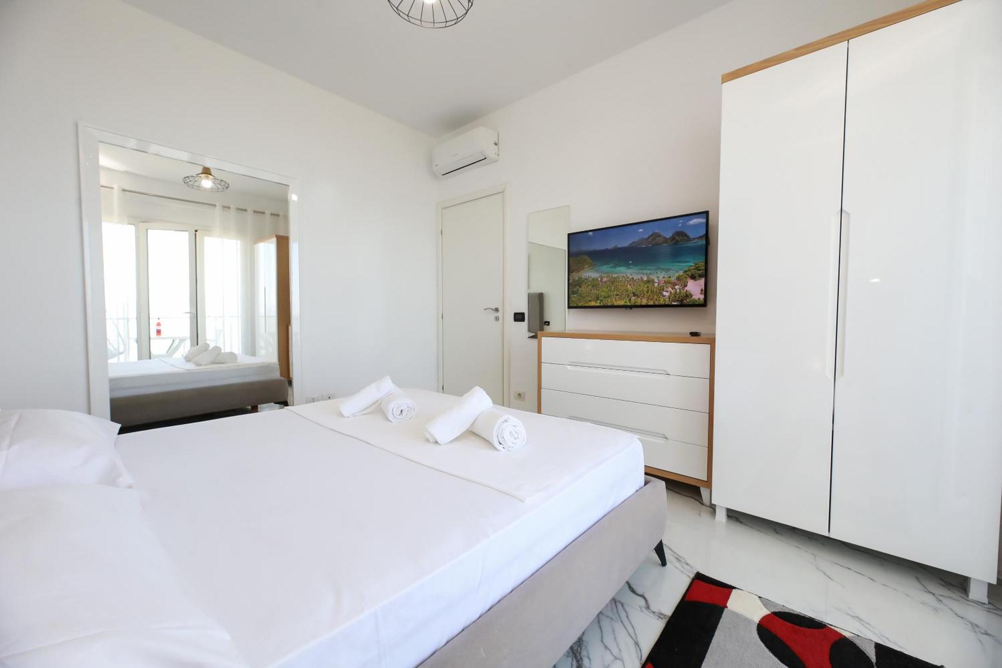 Jimi Apartments Vlore Exterior photo